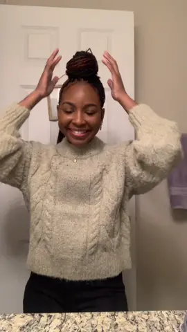 Getting ready for work this morning, not feeling it but ima make it through. Have a wonderful day friends! #blackgirldiaries #grwmblackgirledition