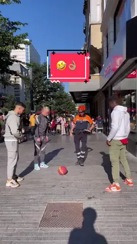 Attends la fin 😅🤣😂#bruxelle #belgiumgp #challangetiktok #footballplayer