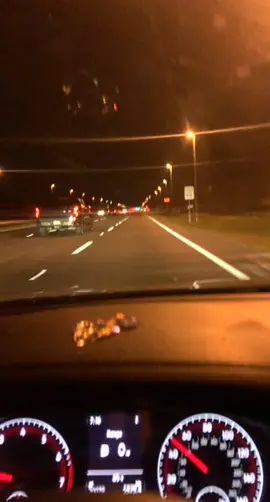 Still made it tho…. 🤦‍♀️ #outofgas #debbiediazreportinglive #gas #help #redlight #florida #cars #needgas⛽️ #needgas
