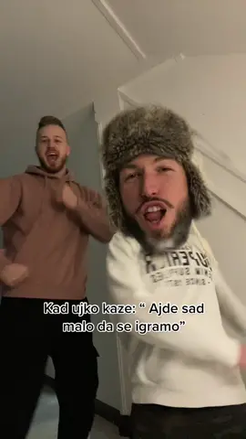 Zna se kako se ujko igra.. 😂