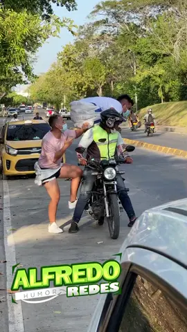 LA OPERACIÓN PARTE 4 😂😂 #humor #video #futbol #risa #cartagena #actor #cemedia #medellin #LoMejorEstaLlegando #caribe #broma #mundo