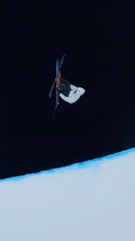Stoked to see @guskenworthy back in the pipe 🤩 #MonsterEnergy #XGamesMode #XGames #Ski #Skiing #SuperPipe