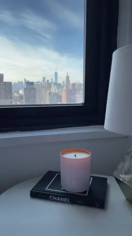 CLR-ing my room with these amazing candles ✨ @clrlosangeles #clr #candles #homedecor