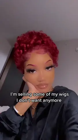 #greenscreenvideo selling these bad boys closet clean out ! If you would like to purchase dm me on instgram theykraveteee ❤️ GET THEM GONEEEE