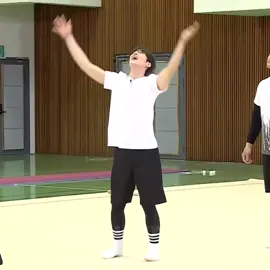 Eun Woo siempre está en riesgo de quedar sin hijos #fypシ #fypage #fyp #chaeunwoo #eunwoo #astro #aroha #kpop #kpopfyp #edit #humor #foryou #parati