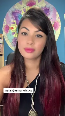 Vocês gostam de perguntas gratuitas? Me sigam lá na outra rede @lunnaholistica Para atendimento pago: (11)96612-2500 #fyp #tarot #tarotreading #fy
