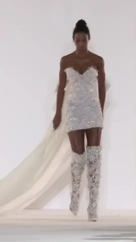 Celia Kritharioti SS18 #fashionweek #fashionweek #fashion