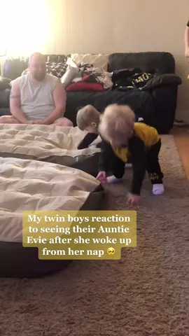 Sweetest thing ever! Everyone needs an auntie like evie ❤️ @eviegbrooks #myheart #aunt #twinboys #twinsoftiktok #sosweet #fyp #toddlersoftiktok #toddlertok #twintok #brothers #adorable #Love #auntoftiktok #MomsofTikTok #sleepover #boytwins #tiktok #tiktokmom #momoftwins #twinmom