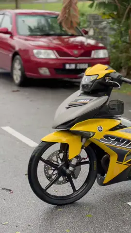 kuning buat akak pening eh ?🤣#sniper150 #sniper150philippines150cc #y15zr #ysuku_malaya_official #WatsonsGrandestHBY