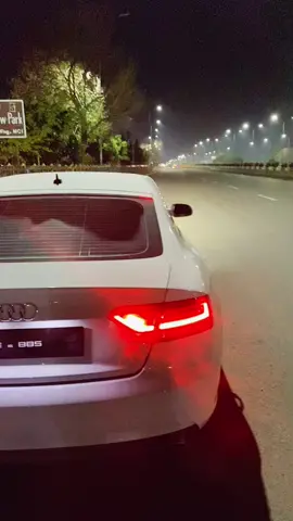 Islamabad latenightvibes 🔥🔥#malikumer001 #4u #viral #foryoupage #❤️‍🔥❤️‍🔥 #audi