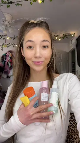 Nobody talks about achieving the no makeup, actually no makeup look, so here we are. #nomakeup #nomakeuplook #skincare #thatgirl #haileybieber