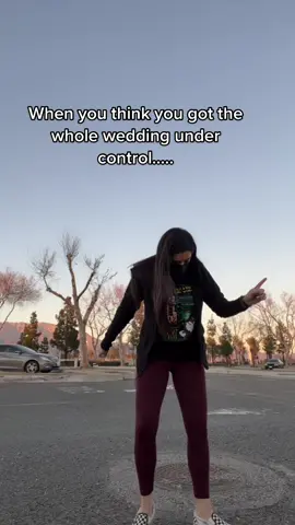 That awkward moment… idk wtf I’m doing haha always hire a wedding coordinator haha #elfitup #fyp