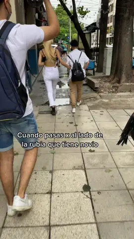 Estoy mirando a tu novia y que? 🦅🦅