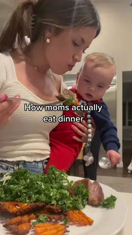 Holding a baby & standing ❤️ #momtok #momlife #motherhood