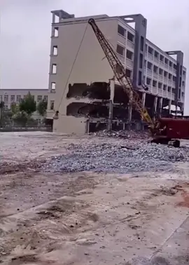 #werckingball #demolition #fyp #viral #work #respect #danger