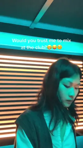 This was literally my first time djing this one is my fav from the session