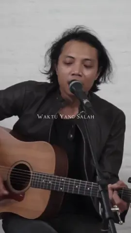 waktu yang salah #GoWinterGames #fiersabesari #waktuyangsalah #felixcover #felixirwan #felix #fyp #cover #musik #jelajahmusik #liriklagu