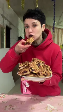 Такой вкусный нельзя делать ,на столе и пяти минут не постоял 😂. #тертыйпирог #рецепт #оченьвкусно #катрусяправдаматка #рек #рекомендации