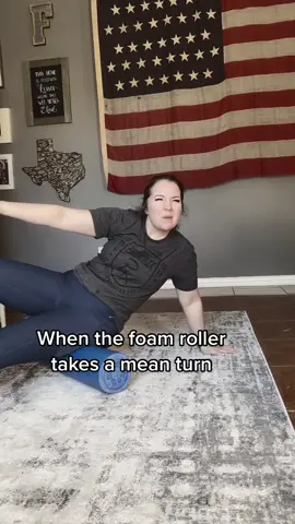 #weightlossgoals #42yearsyoung #gymmotivation💪 #GymTok #stretching #foamrollingtips #foamrollinglowerbody