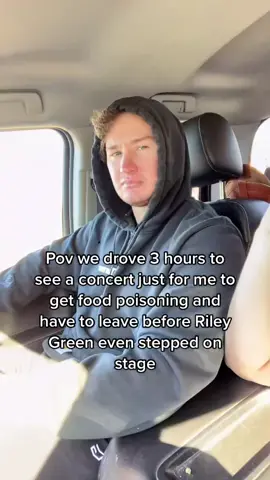 A very sad day #rileygreen #ITriedItIPrimedIt #boyfriend #foodpoisoning #longdistancerelationship #longdistance
