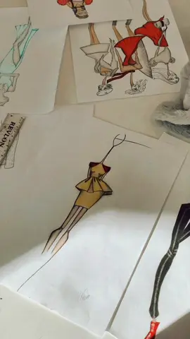 Dərslərimizdən qısa görüntülər 💛 #chenillefashionstudio #fashionschool #chenillestudents #fashion #design #art #azerbaijan #artschool #trend #keşfet