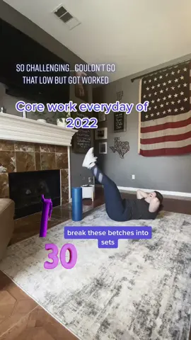 @Elizabeth Aylor these are stupid hard but I tried them anyway! #weightlossgoals #42yearsyoung #gymmotivation💪#fitnessmotivationgym #365daysofabs