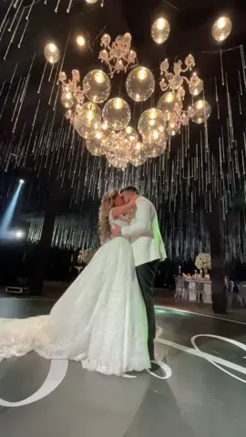 El amor si existe, sal a buscarlo y encuentra a tu otra mitad ❤️ que yo ya encontre a la mía @gabyasturias 💍🐧