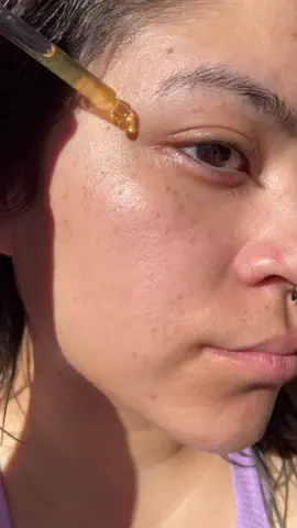 The no-makeup makeup routine no one aksed for but you’re getting #motd #grwm #realskin #eyeslipsface #HairFoodChallenge