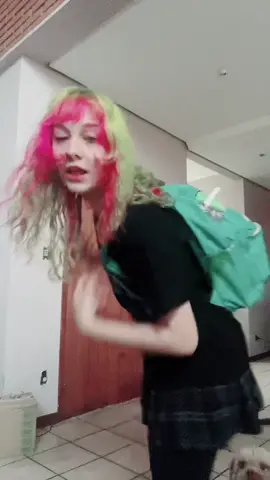 AULA AHAHHAHAHAHAHAHHAHAHAH **vira o coringa**
