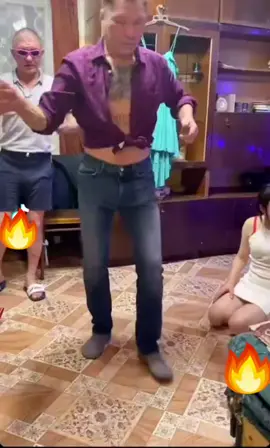 #врекомендации #залетит #вреки #монгол #пашабезумный#иришкачикипики #иришка #2022 #танцыtiktok #танцынатнт #танцышманцы #олегмонгол