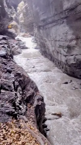 #thermalquelle #Taminaschlucht #ينبوع_حار #درجة_الحرارة 37 #37_Grad