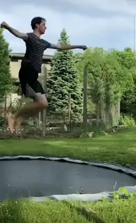 do you see this snake?🐍😂#snake #trampoline