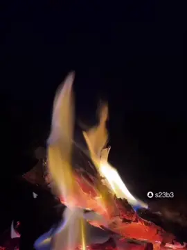 #ترند_تيك_توك #s23b3 #لشاعرها #شعر #تصاميمي☝🏻🔥 #خواطر #بوح_شعر #اكسبلور #قصيد #تصاميم