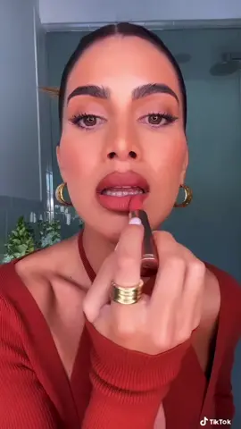 My new go-to lip combo 🧡 ad @anastasiabeverlyhills #ABHlips #anastasiabeverlyhills #fyp