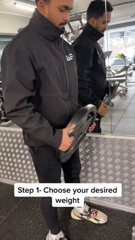 How to perform a Plate Loaded Row💪 #fyp #foryou #gym #Fitness