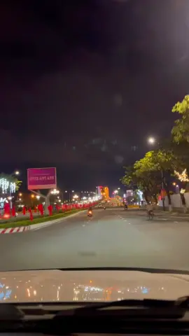 Dạo 1 vòng Cầu Rồng, Cầu Sông Hàn và ngắm nhìn phố Biển Đà Nẵng về đêm… 🥰🥰🥰