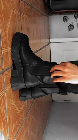Boots, baby 👢 #fyp #parati #boots #botas #mensfashion #outfit #style #fashion
