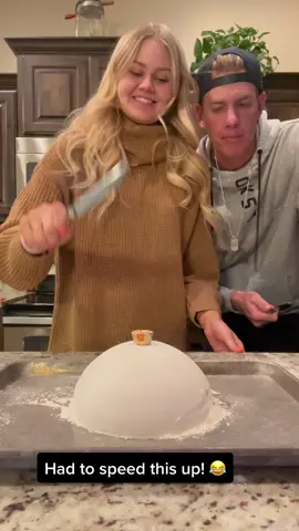 Comment below you think loses!! #trend #28DaysOfEucerin #DuetDoWet #tropics #bts #fyp #couple #prank #funny