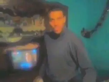 #fyp بطال 😂😂🥺 #تونسيمتيقر   reveillon بش نعدي