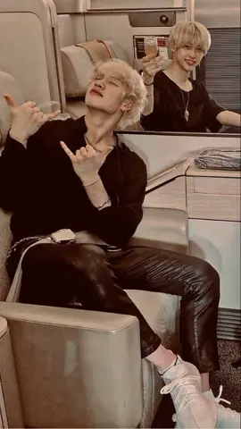 kurandan kolları var 🥺🥺#akım #kesvwt #kürdandankollarıvar #tutamazokirilirim #hyunjin #kesvet