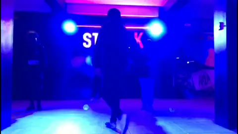 ahi en una de mis clases en shakaboom #foryou #xyzbca #fyp #ikonrythmta #juliaca#kpop #dance