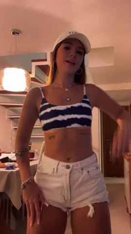 🧏🏻‍♀️