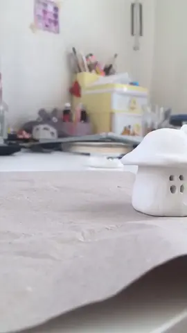 🍄🍄🍄 @daisiesgrowfast #pottdpeople #clay #claykit #clayartist #airdryclay #airdryclaydiy #crafts #mushroom #toadstool #interiordecor