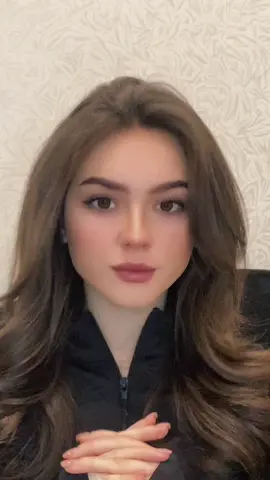 Смотришь мне в глаза 👀