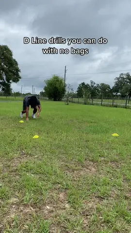 Dline drills you can do w no bags 🔑🙏🏽#DisneyPlusVoices #fyp #footballtiktok #dline #D1 #viral