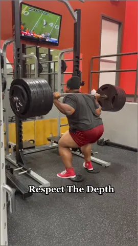 #stitch with @c3muscle Great squatting as always. #squat #gym #powerlifting #lift #workout #TeamofTomorrow #legday #weightlifting #Fitness #strong