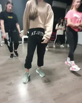 #dance #fun #cool #awoof #CreatorsDanceCenter #creators #hadjimihaylov #choreo #choreography #viral #foryou #foryoupage #bulgaria #dancestudio #Dancer