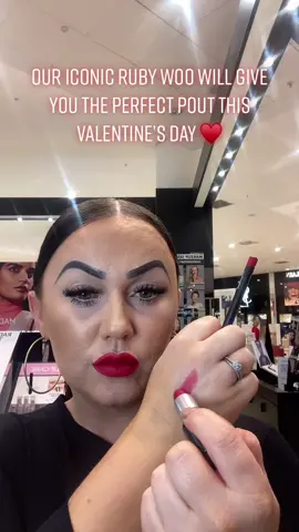 #fyp #makeup #ValentinesDay #Love  #makeuptutorial #tiktok #tiktokmakeup #turorial #colours #beauty #Love #beautylover #beautyjunkie #mac #maccosmetic