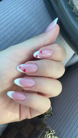 some v day nail inspo for ya 💕