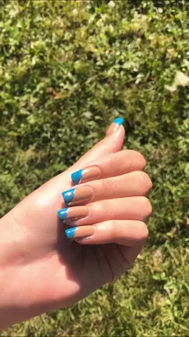 Diagonal Blue French Tip Nails 💙 #frenchtip #nailtutorial #nailarttutorial #naturalnails #naturalnailscheck #bluenails #vdaynails #nailart #nails